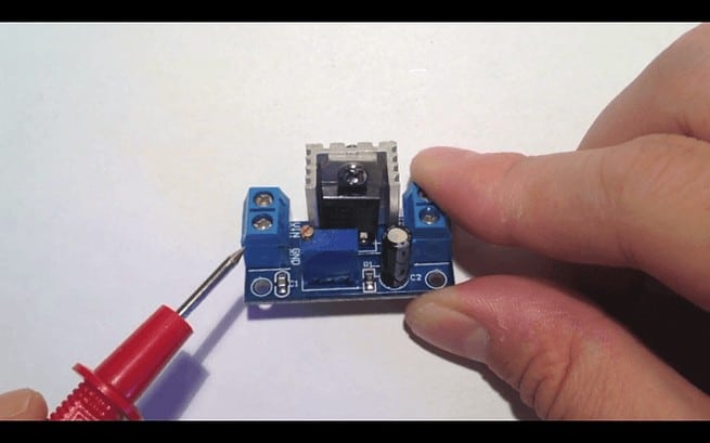 How to use a cheap LM317 adjustable / variable voltage regulator