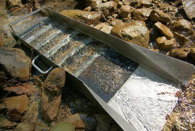 Gold sluice box and prospecting tools used for gold mining